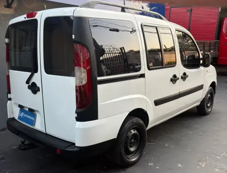 FIAT Doblo 1.8 16V 4P FLEX ESSENCE 7 LUGARES, Foto 10