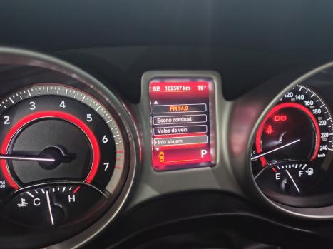 FIAT Freemont 2.4 16V 4P PRECISION AUTOMTICO 7 LUGARES, Foto 10