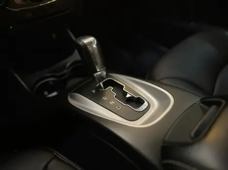 FIAT Freemont 2.4 16V 4P PRECISION AUTOM�TICO 7 LUGARES, Foto 15