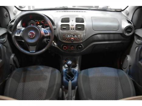 FIAT Grand Siena 1.6 16V 4P ESSENCE FLEX, Foto 4