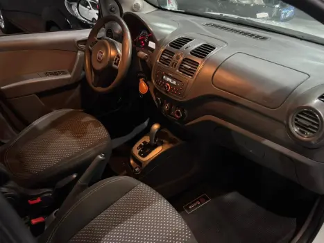 FIAT Grand Siena 1.6 16V 4P FLEX ESSENCE DUALOGIC AUTOMATIZADO, Foto 10