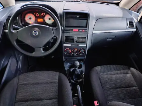FIAT Idea 1.4 4P ELX FLEX, Foto 8