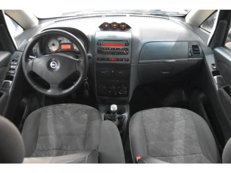 FIAT Idea 1.8 16V 4P ADVENTURE FLEX, Foto 3