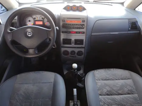 FIAT Idea 1.8 4P ADVENTURE FLEX, Foto 6
