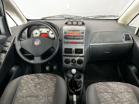 FIAT Idea 1.8 4P ADVENTURE FLEX, Foto 4