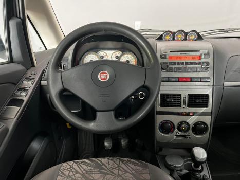 FIAT Idea 1.8 4P ADVENTURE FLEX, Foto 5