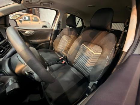 FIAT Pulse 1.0 12V 4P FLEX 200 AUDACE TURBO AUTOM�TICO CVT, Foto 9