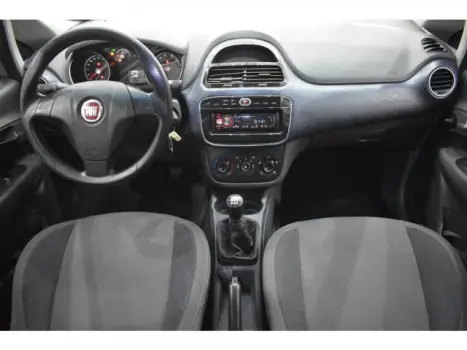 FIAT Punto 1.4 4P ATTRACTIVE FLEX, Foto 4 FIAT Punto 1.4 4P ATTRACTIVE FLEX, Foto 4
