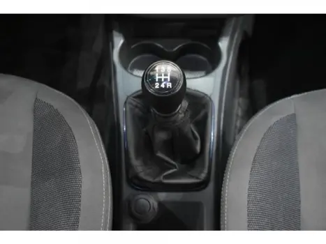 FIAT Punto 1.4 4P ATTRACTIVE FLEX, Foto 10 FIAT Punto 1.4 4P ATTRACTIVE FLEX, Foto 10