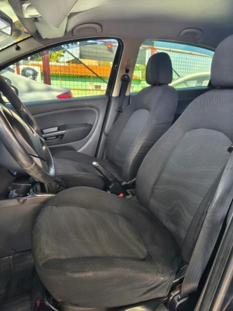 FIAT Punto 1.4 4P ELX FLEX, Foto 4