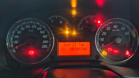 FIAT Punto 1.4 4P ELX FLEX, Foto 8