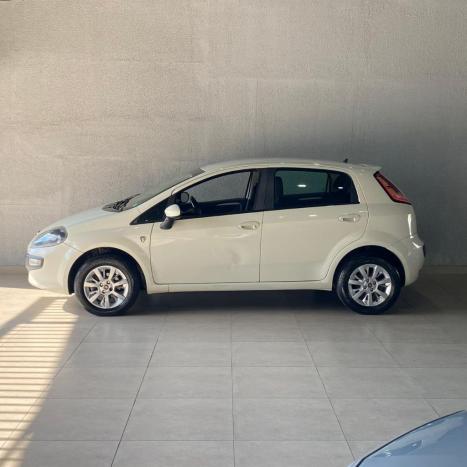 FIAT Punto 1.4 4P FLEX ATTRACTIVE ITALIA, Foto 5