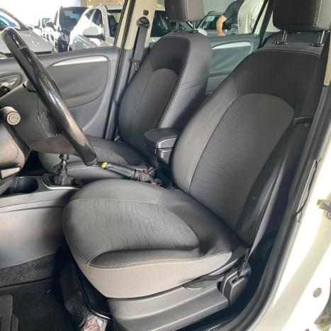 FIAT Punto 1.4 4P FLEX ATTRACTIVE ITALIA, Foto 16