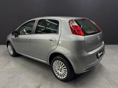 FIAT Punto 1.4 FLEX 4P, Foto 3
