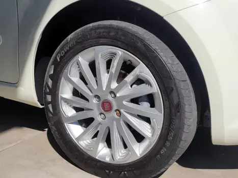 FIAT Punto 1.6 16V 4P FLEX ESSENCE SP DUALOGIC AUTOMATIZADO, Foto 11