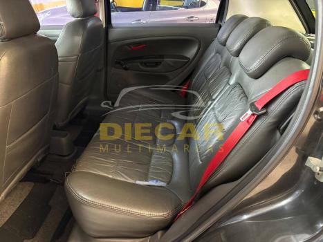 FIAT Punto 1.8 4P SPORTING FLEX, Foto 14 FIAT Punto 1.8 4P SPORTING FLEX, Foto 14