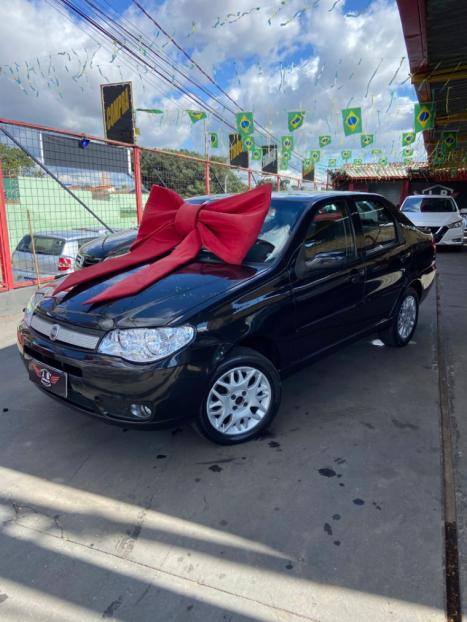 FIAT Siena 1.8 4P HLX FLEX, Foto 1