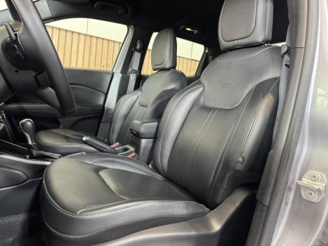 FIAT Toro 1.3 16V 4P FLEX 270 TURBO VOLCANO AUTOM�TICO, Foto 19