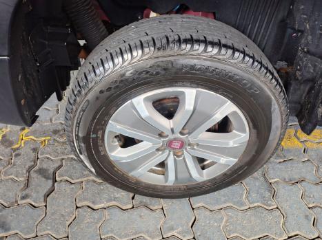 FIAT Toro 1.8 16V 4P FLEX FREEDOM AUTOM�TICO, Foto 9