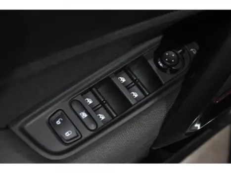 FIAT Toro 1.8 16V 4P FLEX FREEDOM AUTOM�TICO, Foto 5