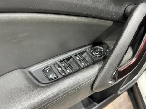 FIAT Toro 1.8 16V 4P FLEX FREEDOM AUTOM�TICO, Foto 7