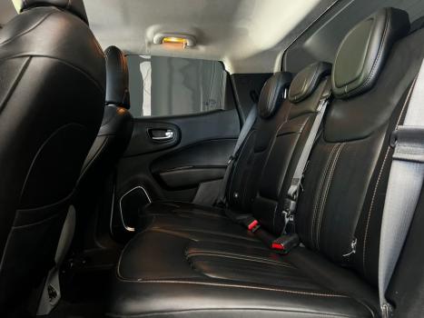 FIAT Toro 2.0 16V 4P VOLCANO 4WD TURBO DIESEL AUTOM�TICO, Foto 10