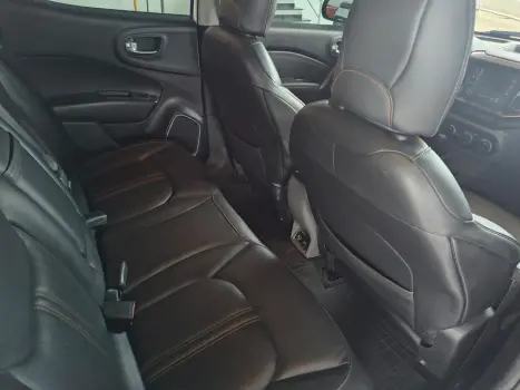 FIAT Toro 2.0 16V 4P VOLCANO 4WD TURBO DIESEL AUTOM�TICO, Foto 13