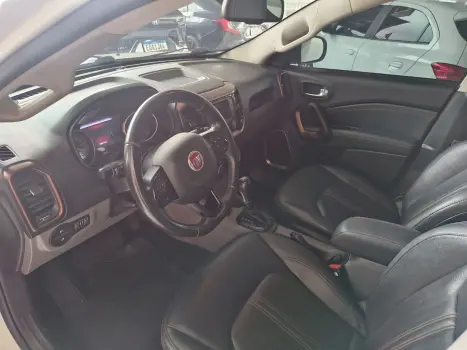 FIAT Toro 2.0 16V 4P VOLCANO 4WD TURBO DIESEL AUTOM�TICO, Foto 17