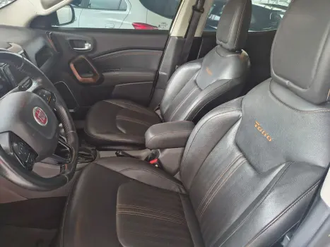 FIAT Toro 2.0 16V 4P VOLCANO 4WD TURBO DIESEL AUTOM�TICO, Foto 19