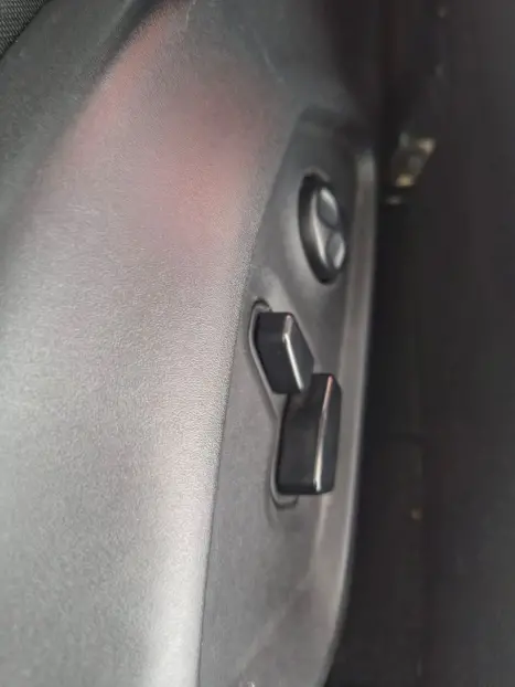 FIAT Toro 2.0 16V 4P VOLCANO 4WD TURBO DIESEL AUTOM�TICO, Foto 20