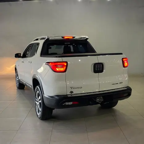 FIAT Toro 2.0 16V 4P VOLCANO 4WD TURBO DIESEL AUTOM�TICO, Foto 2
