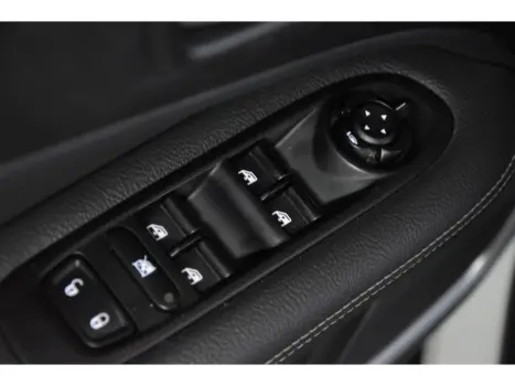 FIAT Toro 2.0 16V 4P VOLCANO 4WD TURBO DIESEL AUTOM�TICO, Foto 9