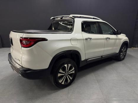 FIAT Toro 2.0 16V 4P VOLCANO 4WD TURBO DIESEL AUTOMÁTICO, Foto 4