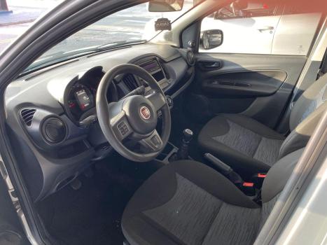 FIAT Uno 1.0 FLEX EVO ATTRACTIVE, Foto 4