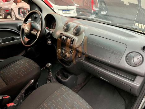FIAT Uno 1.0 FLEX VIVACE, Foto 9