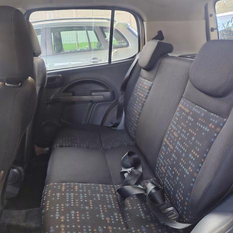FIAT Uno 1.0 FLEX VIVACE, Foto 11