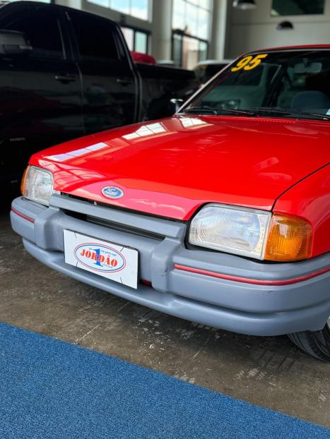 FORD Escort 1.0 HOBBY, Foto 2