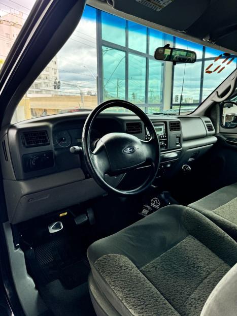 FORD F-250 3.9 XLT 4X4 CABINE SIMPLES DIESEL, Foto 13