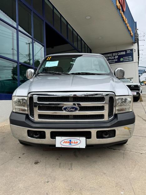 FORD F-250 3.9 XLT CABINE SIMPLES DIESEL, Foto 2