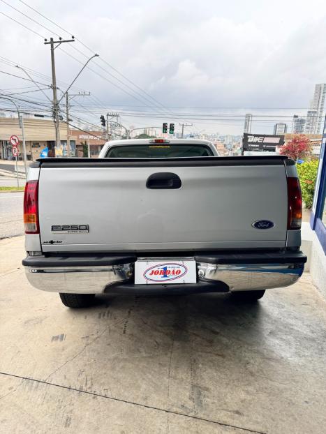 FORD F-250 3.9 XLT CABINE SIMPLES DIESEL, Foto 4