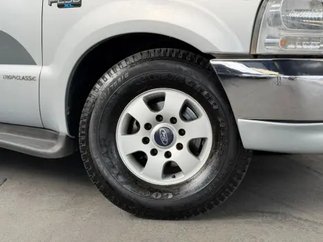 FORD F-250 4.2 4P TROPICAL CABINE DUPLA, Foto 17