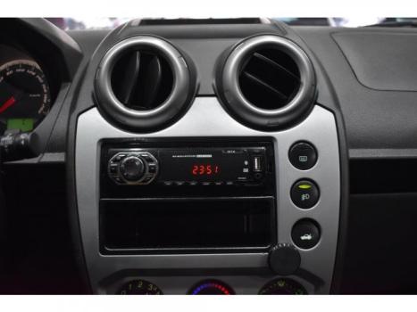 FORD Fiesta Hatch 1.6 4P ROCAM FLEX, Foto 8 FORD Fiesta Hatch 1.6 4P ROCAM FLEX, Foto 8