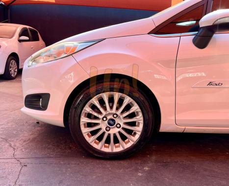 FORD Fiesta Hatch 1.6 16V 4P FLEX TITANIUM POWERSHIFT AUTOMTICO, Foto 7