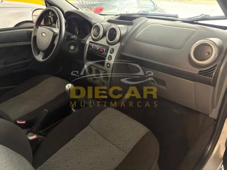 FORD Fiesta Hatch 1.6 4P FLEX, Foto 13