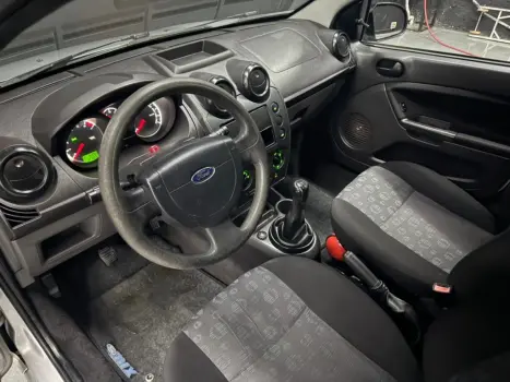 FORD Fiesta Hatch 1.0 4P FLEX, Foto 8