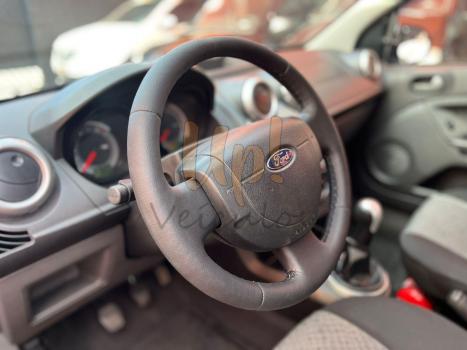 FORD Fiesta Hatch 1.6 4P FLEX, Foto 8