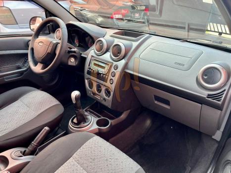 FORD Fiesta Hatch 1.6 4P FLEX, Foto 9