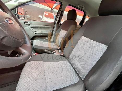 FORD Fiesta Hatch 1.6 4P FLEX, Foto 13