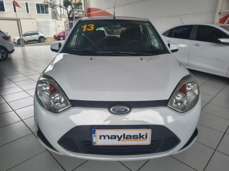 FORD Fiesta Hatch 1.6 4P, Foto 2