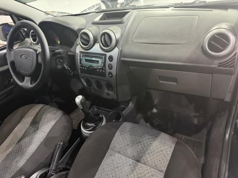 FORD Fiesta Hatch 1.6 CLASS, Foto 3